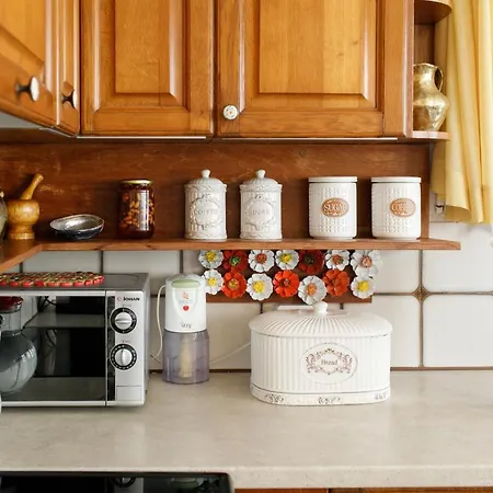 Castle View House * Naxos City