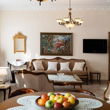 Castle View House 公寓 *